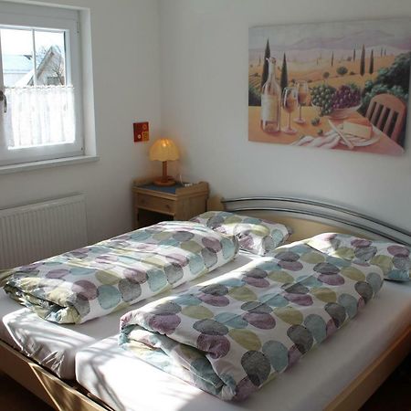 Pension Waldblick อิลเลอร์ทิสเซิน ภายนอก รูปภาพ